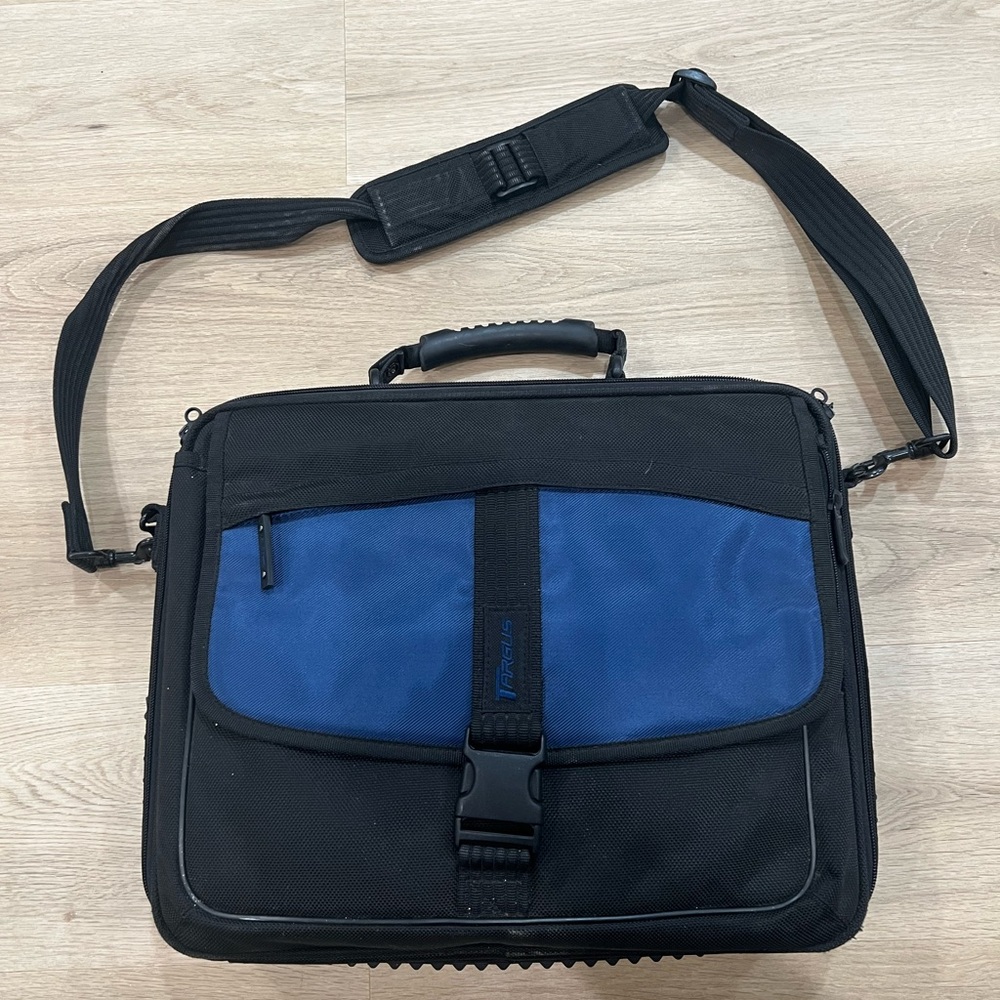 Targus Laptop Bag